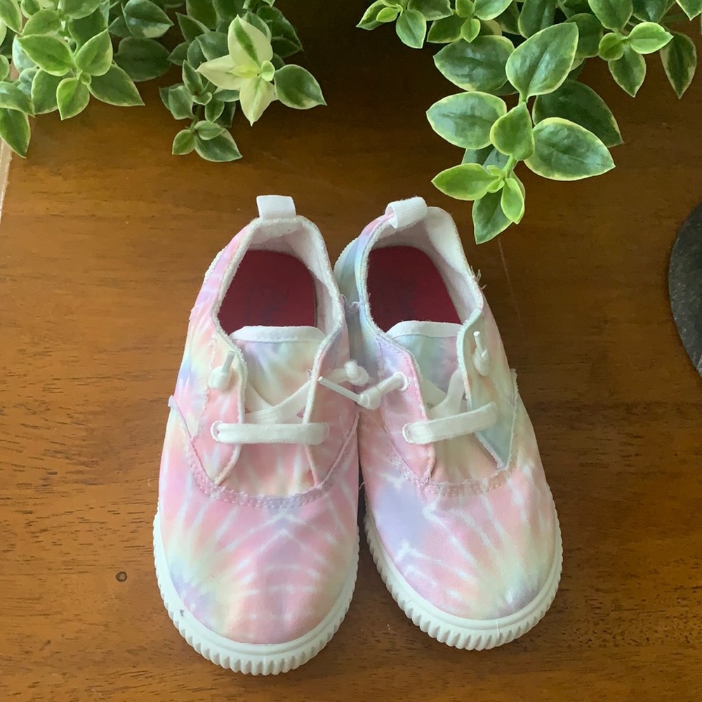 Girls tie dye slip on sneakers
